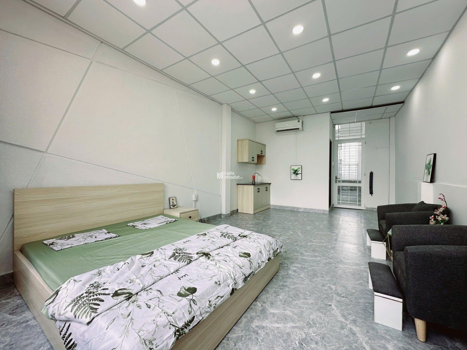 NHÀ MẶT TIỀN - OTO VÀO NHÀ - 137m2 5 TẦNG - HĐ THUÊ 35TR/THÁNG - 27 TỶ