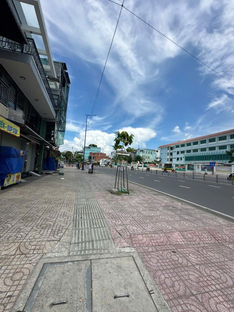 BÁN NHÀ ĐƯỜNG TÊN LỬA MỚI,BÌNH TRỊ ĐÔNG B (8m x 16m x 3 TẦNG) 13 TỶ TL