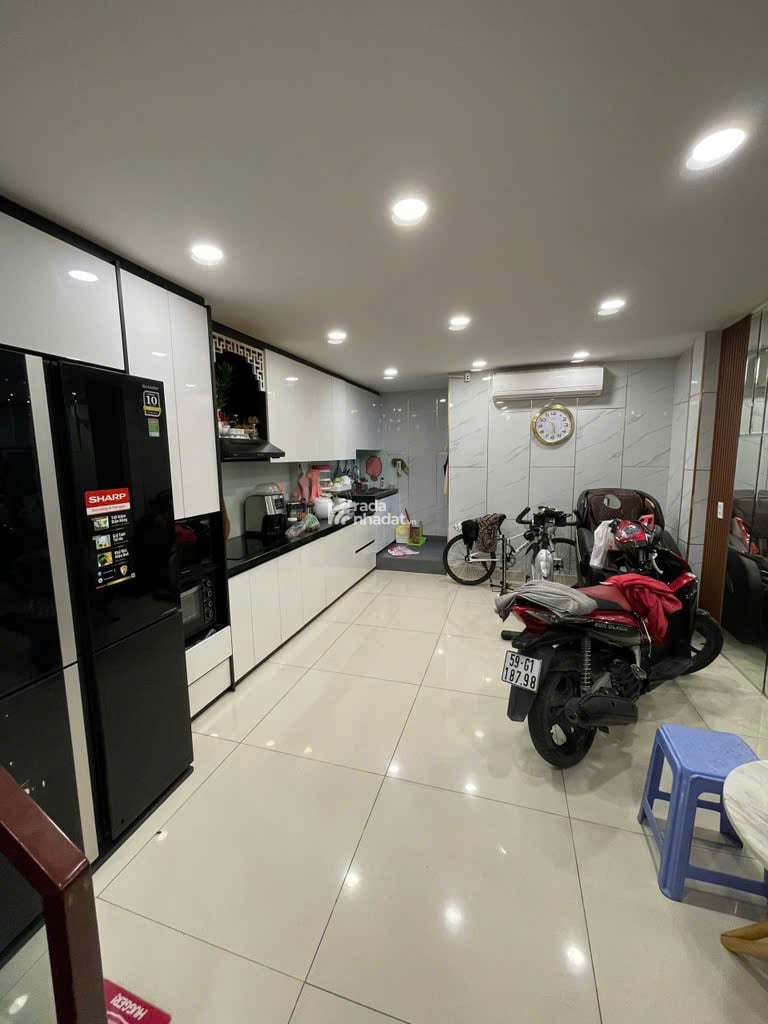 Nhà Đẹp 52m2, 4 Tầng BTCT, 4 PN Tân Phú chỉ 5 tỷ