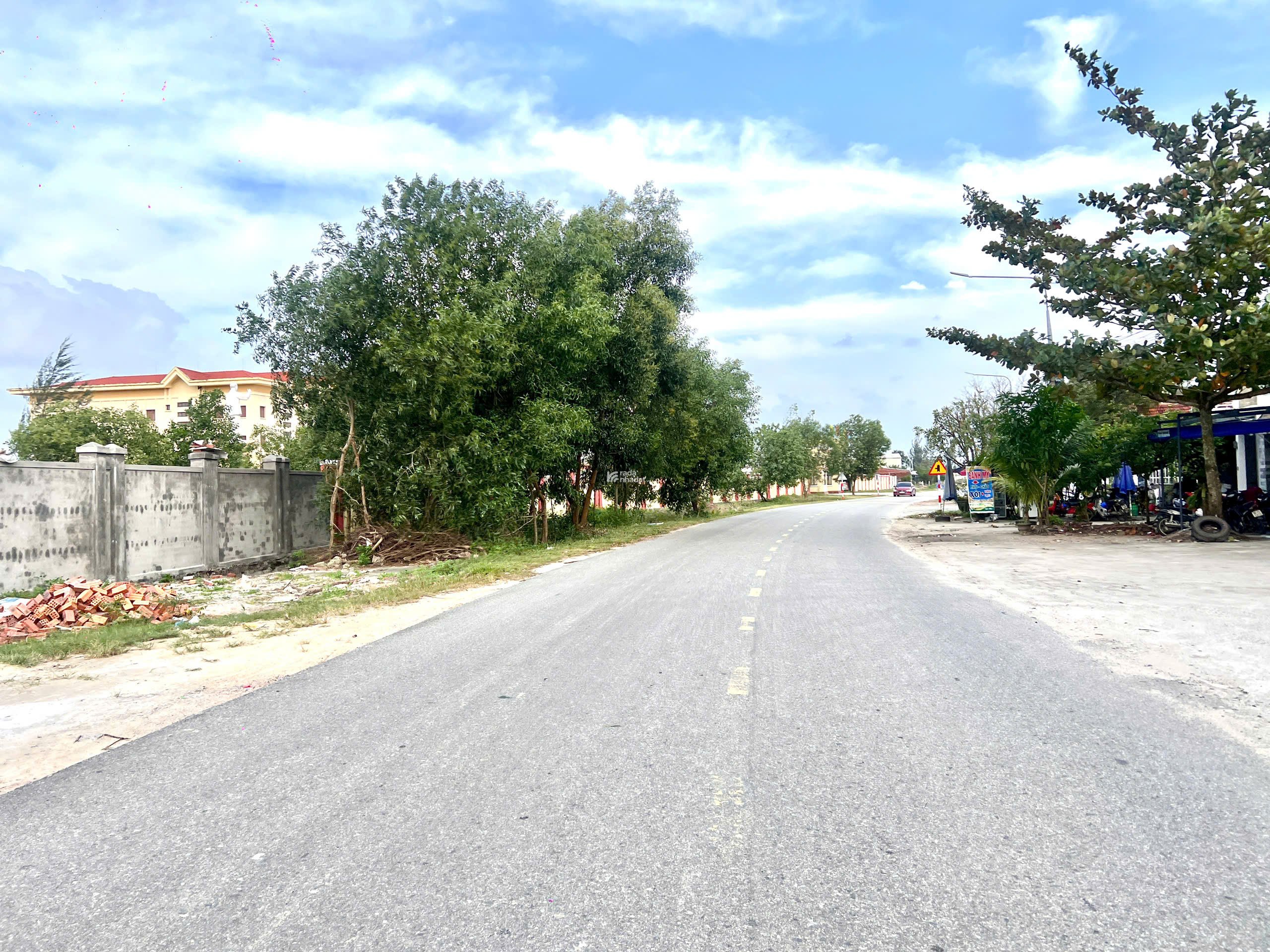 Lô đất nền trung tâm Đà Nẵng sát biển giá chỉ từ 8 triệu/m2