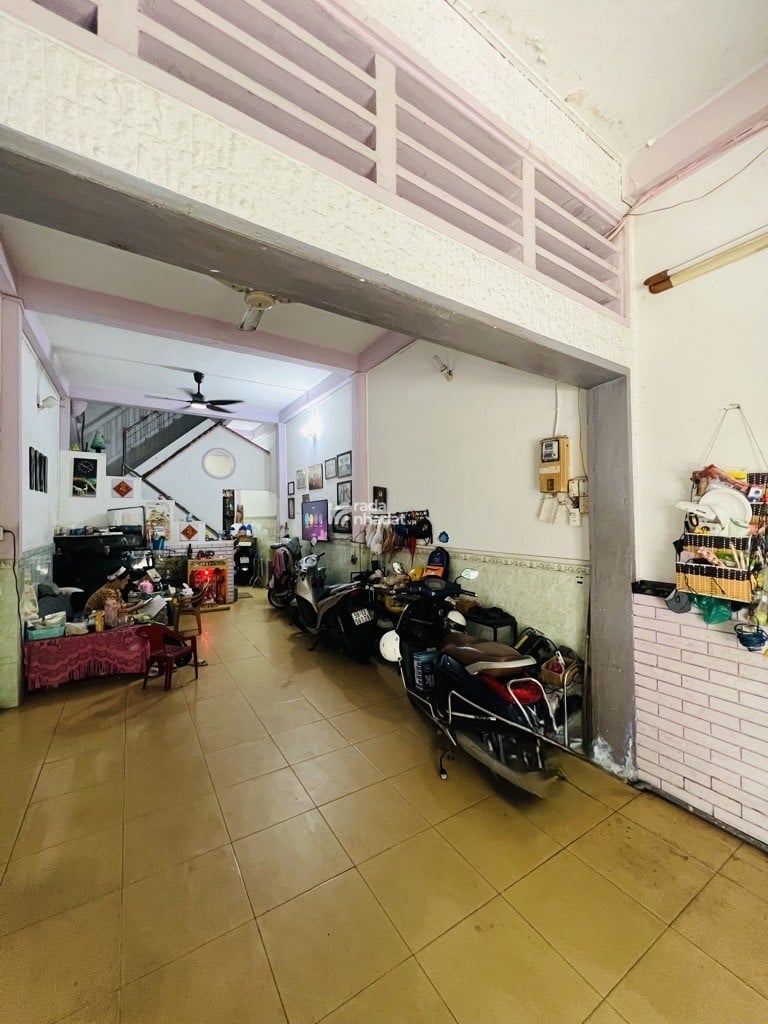 MẶT TIỀN HẺM KINH DOANH - LÒ SIÊU -P.16 -Q. 11 -DT: 4*12.5M (50M2 , 4 TẦNG ) - GIÁ 10.5 TỶ 