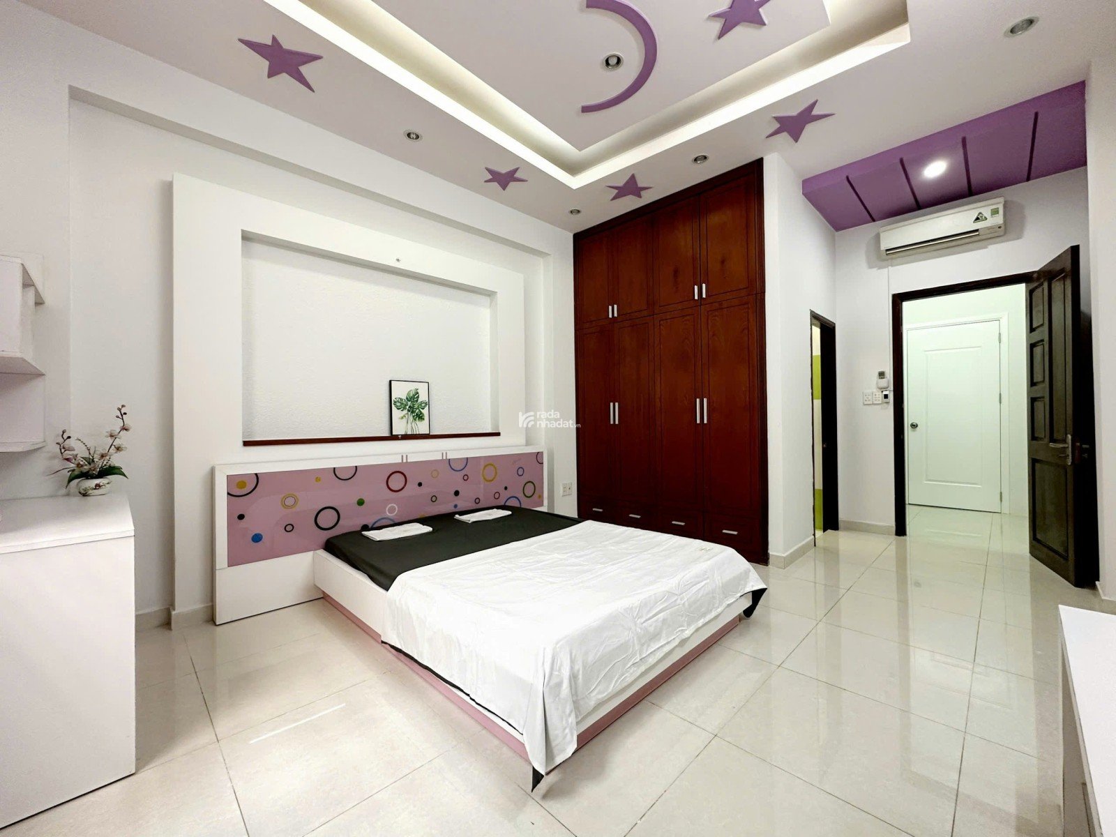 NHÀ MẶT TIỀN - OTO VÀO NHÀ - 137m2 5 TẦNG - HĐ THUÊ 35TR/THÁNG - 27 TỶ