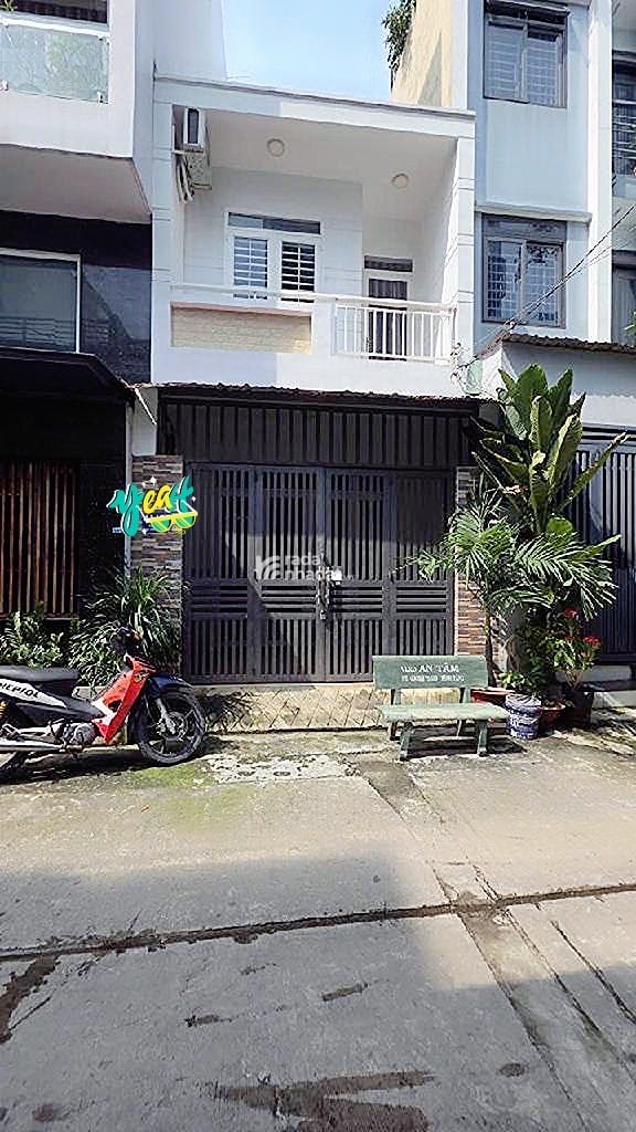 Bán nhà gần lê trọng tấn  đường số 5 bình hưng hoà