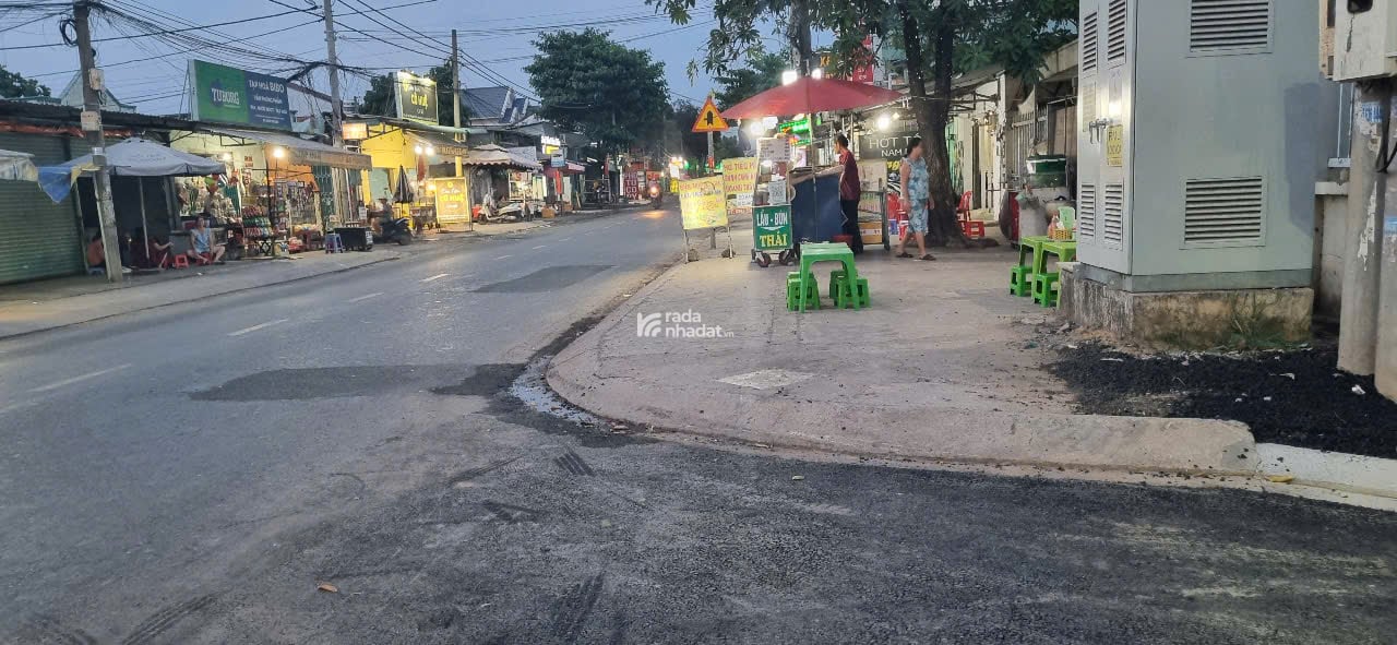 BÁN GẤP ĐẤT ĐƯỜNG THÔNG SÁT BÊN VINHOMES Q9 - DT 78M2 CHỈ 4.5 TỶ (TLCC)