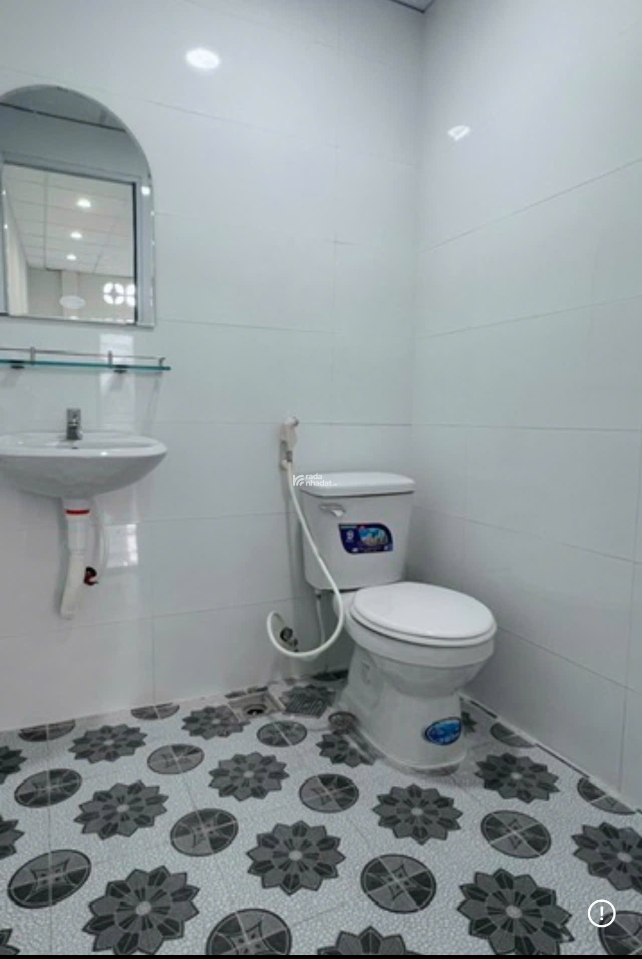 Bán nhà diện tích đẹp 4x8, đường Cách Mạng Tháng 8 quận 10 , giá chỉ nhỉnh 5 tỷ 