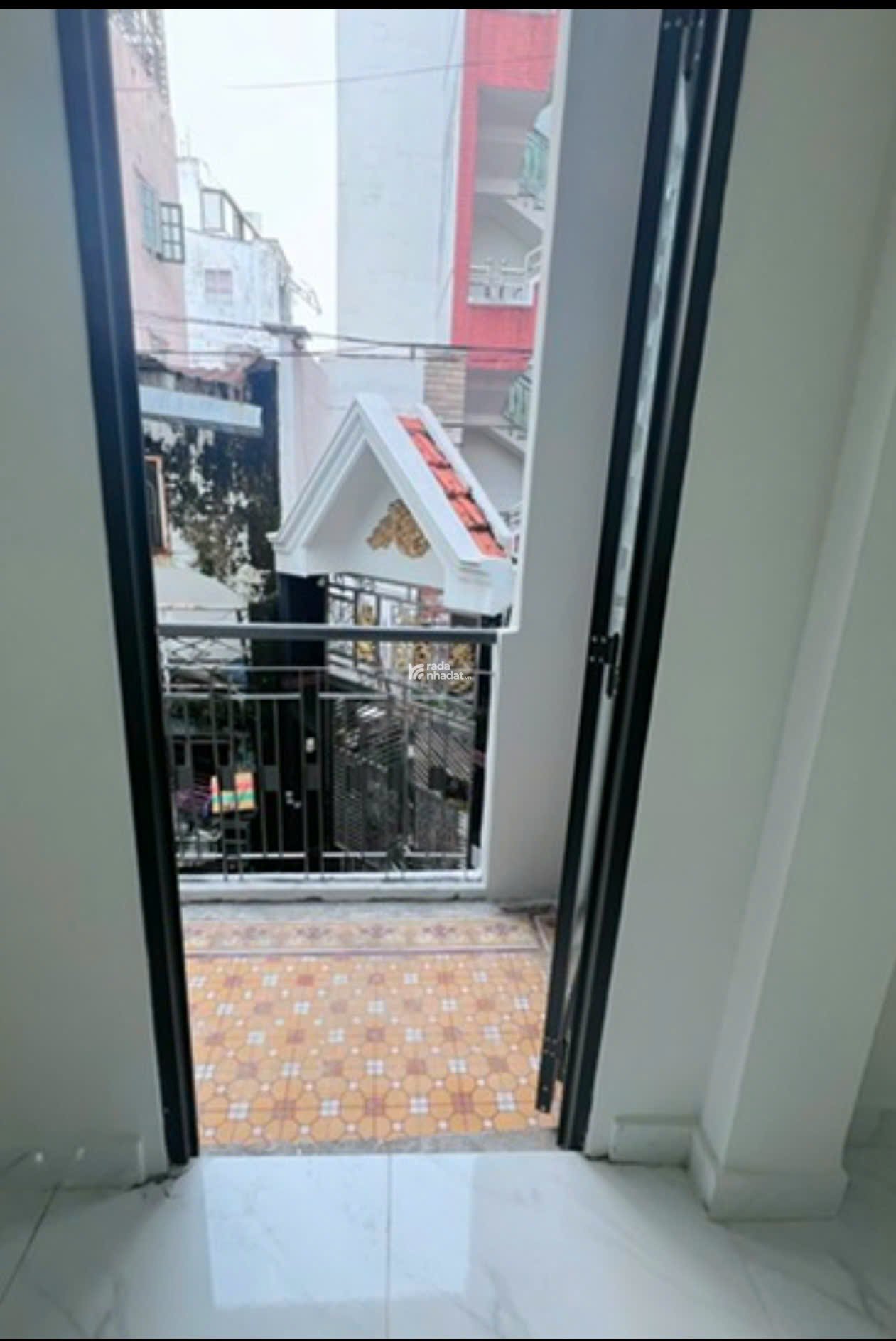 Bán nhà diện tích đẹp 4x8, đường Cách Mạng Tháng 8 quận 10 , giá chỉ nhỉnh 5 tỷ 