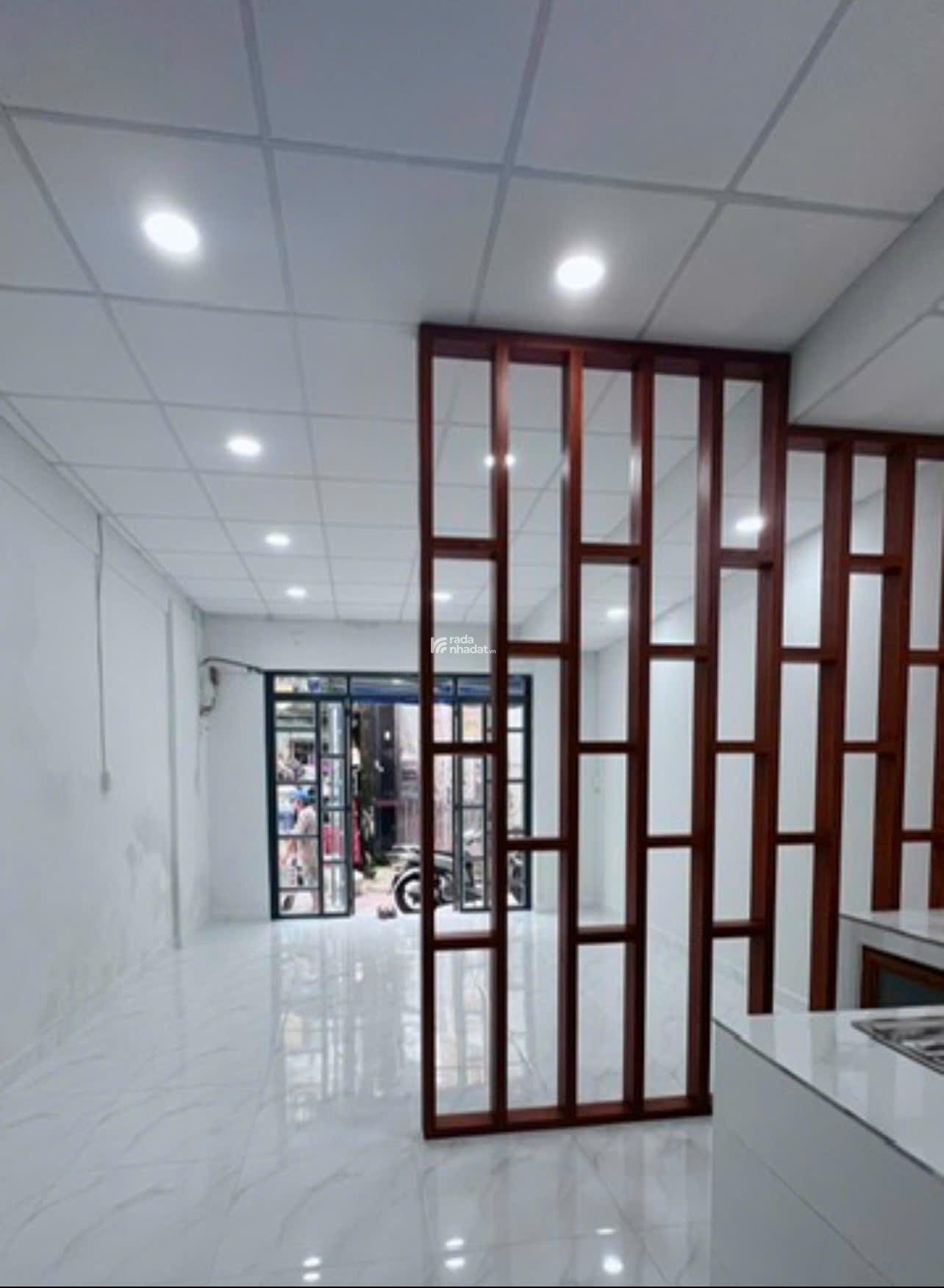 Bán nhà diện tích đẹp 4x8, đường Cách Mạng Tháng 8 quận 10 , giá chỉ nhỉnh 5 tỷ 