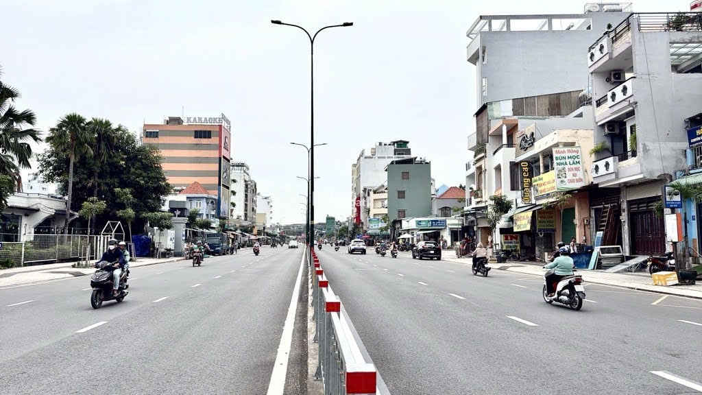 Mặt tiền kinh doanh Dương Quảng Hàm  An Nhơn  Gò Vấp  4x15m full thổ  Giá 16.8 Tỷ