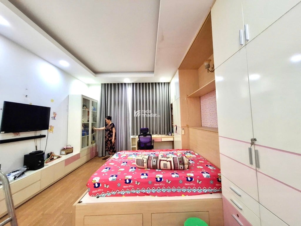 BÁN NHÀ MẶT TIỀN KHU BÔNG SAO QUẬN 8 128M2 23.5 TỶ 4 TẦNG CÔNG VIÊN TRƯỚC NHÀ
