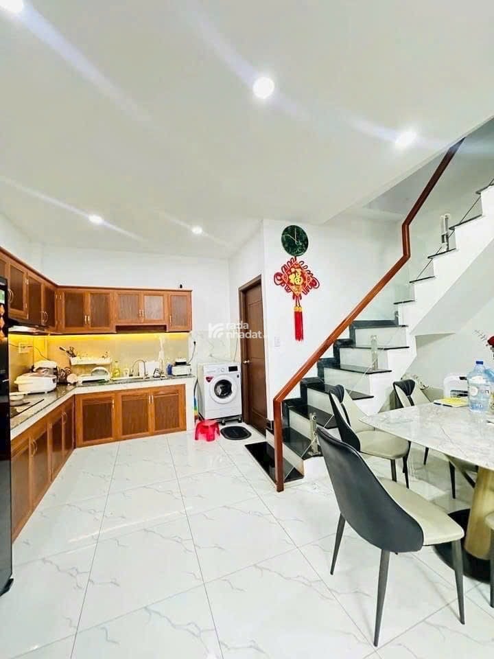 HẺM 1/ BA GÁC THÔNG ĐỒNG XOÀI P13 TÂN BÌNH - 2TẦNG BTCT - NHÀ ĐẸP 