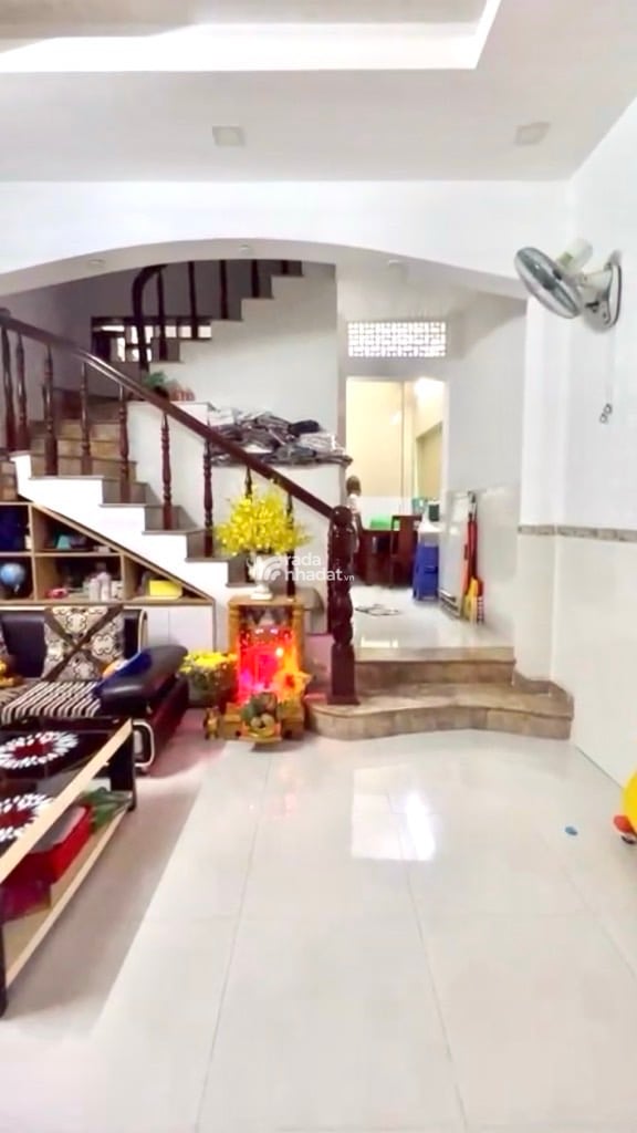 KHU HIẾM NHÀ BÁN- Ô TÔ 7 chỗ đổ cổng - 50m2 - 4 Tầng -  Dân trí cao -Phan văn Trị - Mai Xuân Thưởng