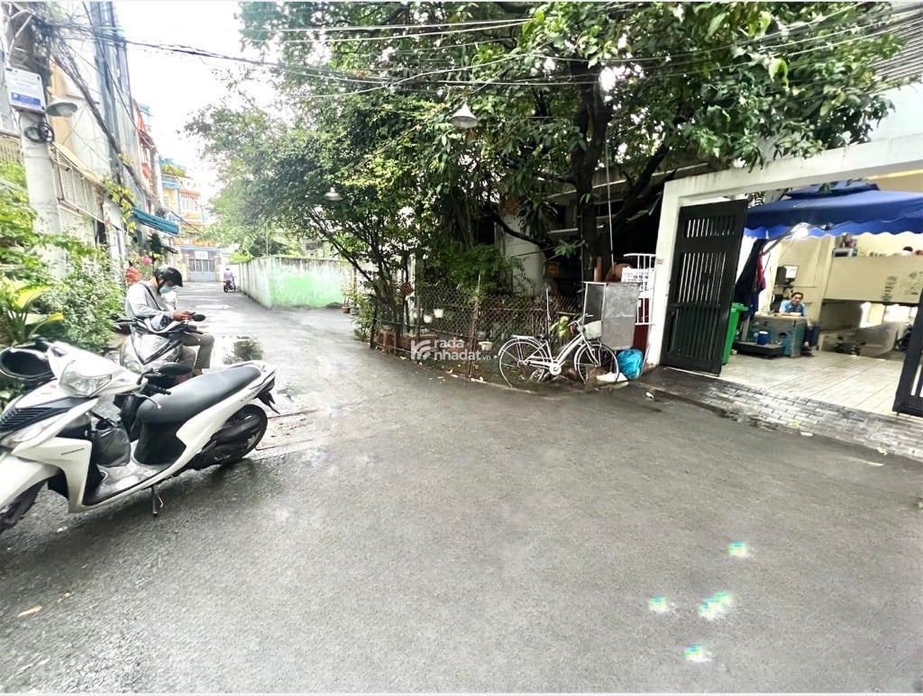 KHU HIẾM NHÀ BÁN- Ô TÔ 7 chỗ đổ cổng - 50m2 - 4 Tầng -  Dân trí cao -Phan văn Trị - Mai Xuân Thưởng