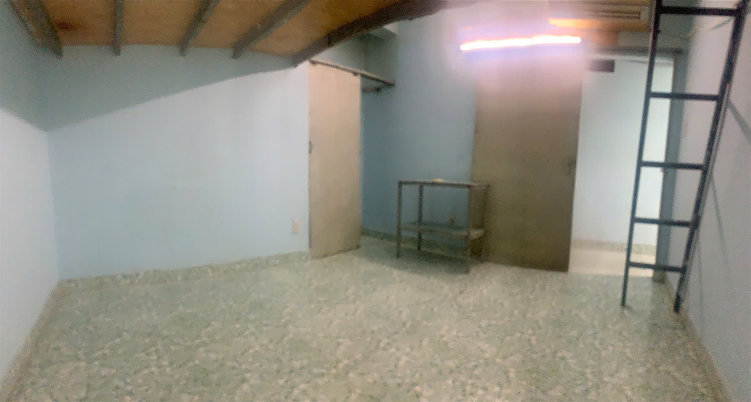 Phòng cho thuê gần q10, Tân Bình có WC riêng bên trong phòng