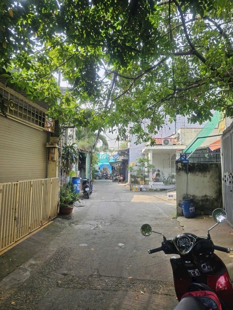 BÁN NHÀ ĐƯỜNG SỐ 1 100M2 5.6 TỶ HẺM XE HƠI THÔNG GẦN AEON MALL TÂN PHÚ