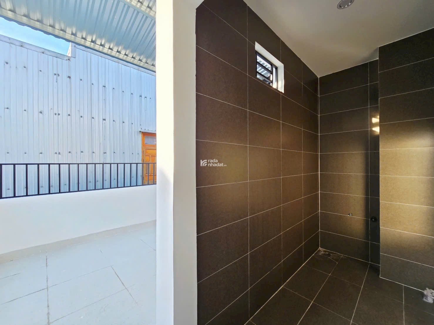 Chủ Cần Bán Gấp - 1 Trệt 2 Lầu - Thủ Dầu Một - Khu Phố An Ninh
