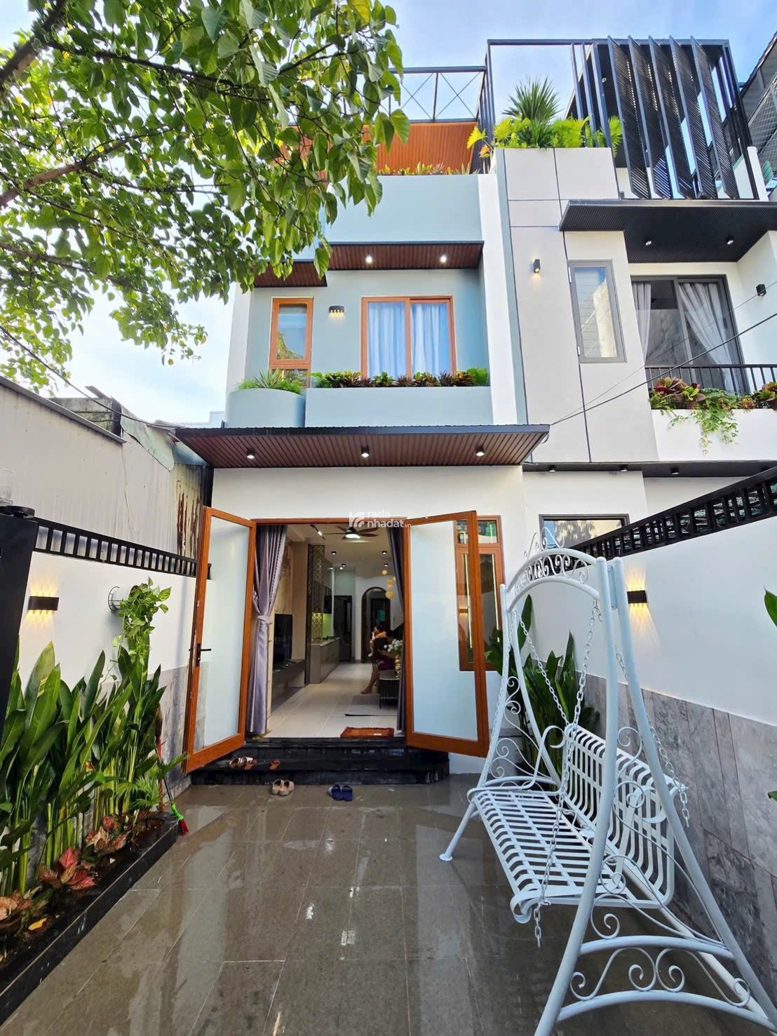 Chủ Cần Bán Gấp - 1 Trệt 2 Lầu - Thủ Dầu Một - Khu Phố An Ninh
