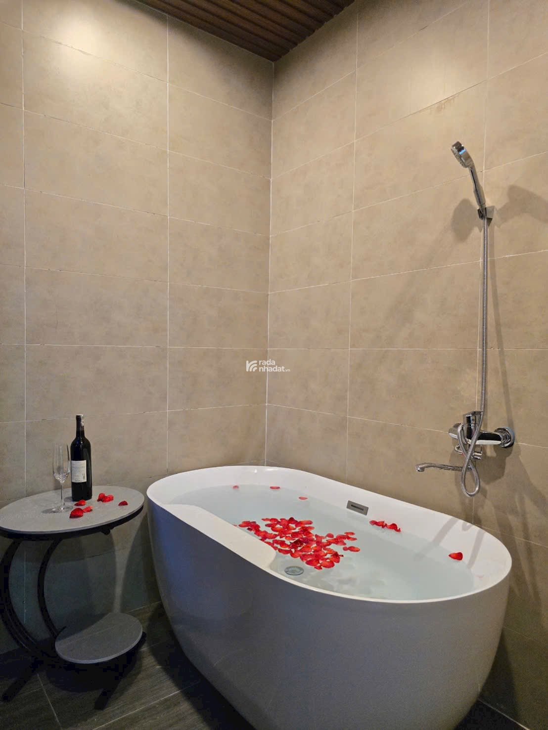 Chủ Cần Bán Gấp - 1 Trệt 2 Lầu - Thủ Dầu Một - Khu Phố An Ninh
