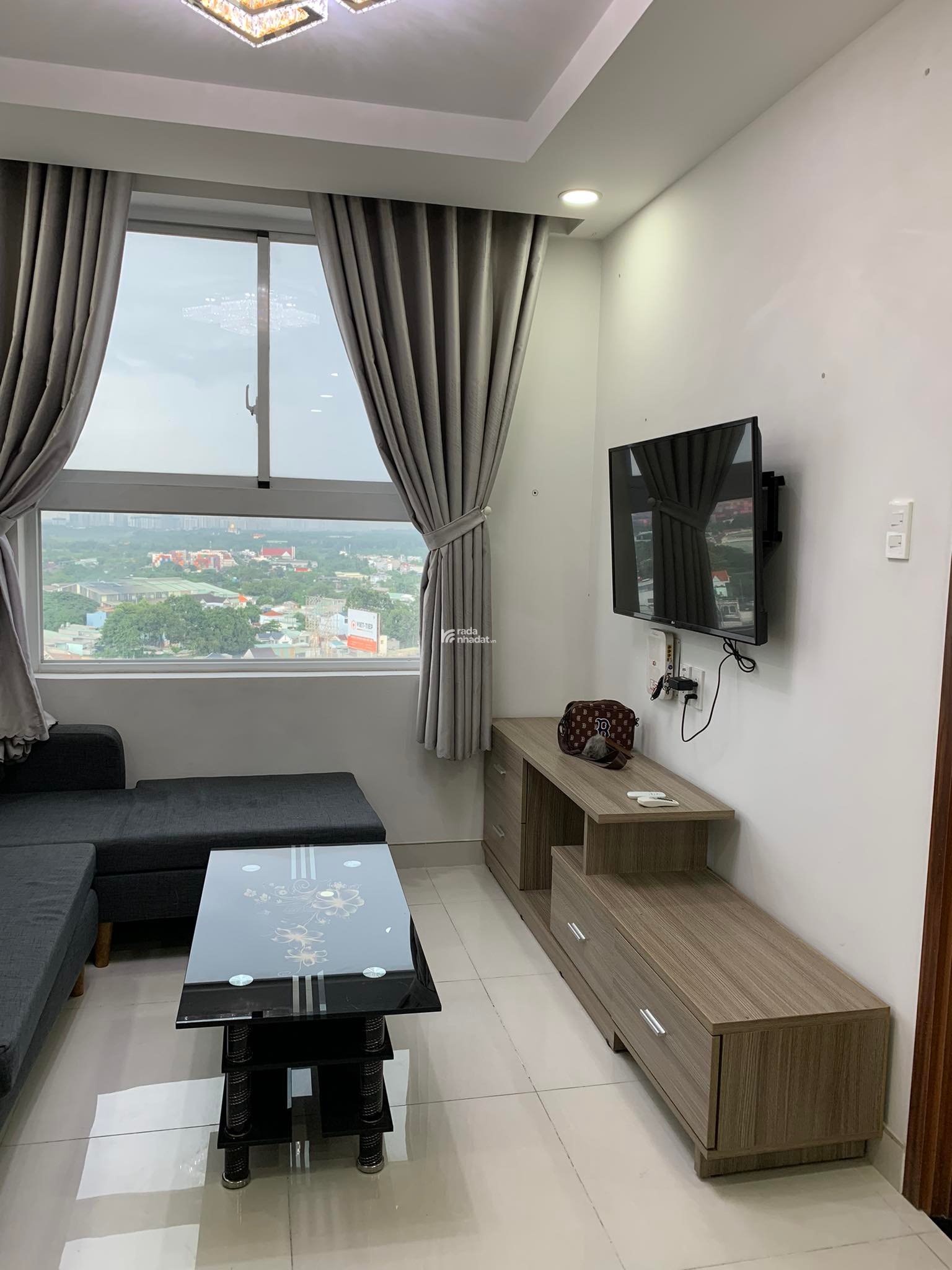 Cần cho thuê căn 2PN chung cư Samsora ngay Cầu Đồng Nai giá 5tr có NT