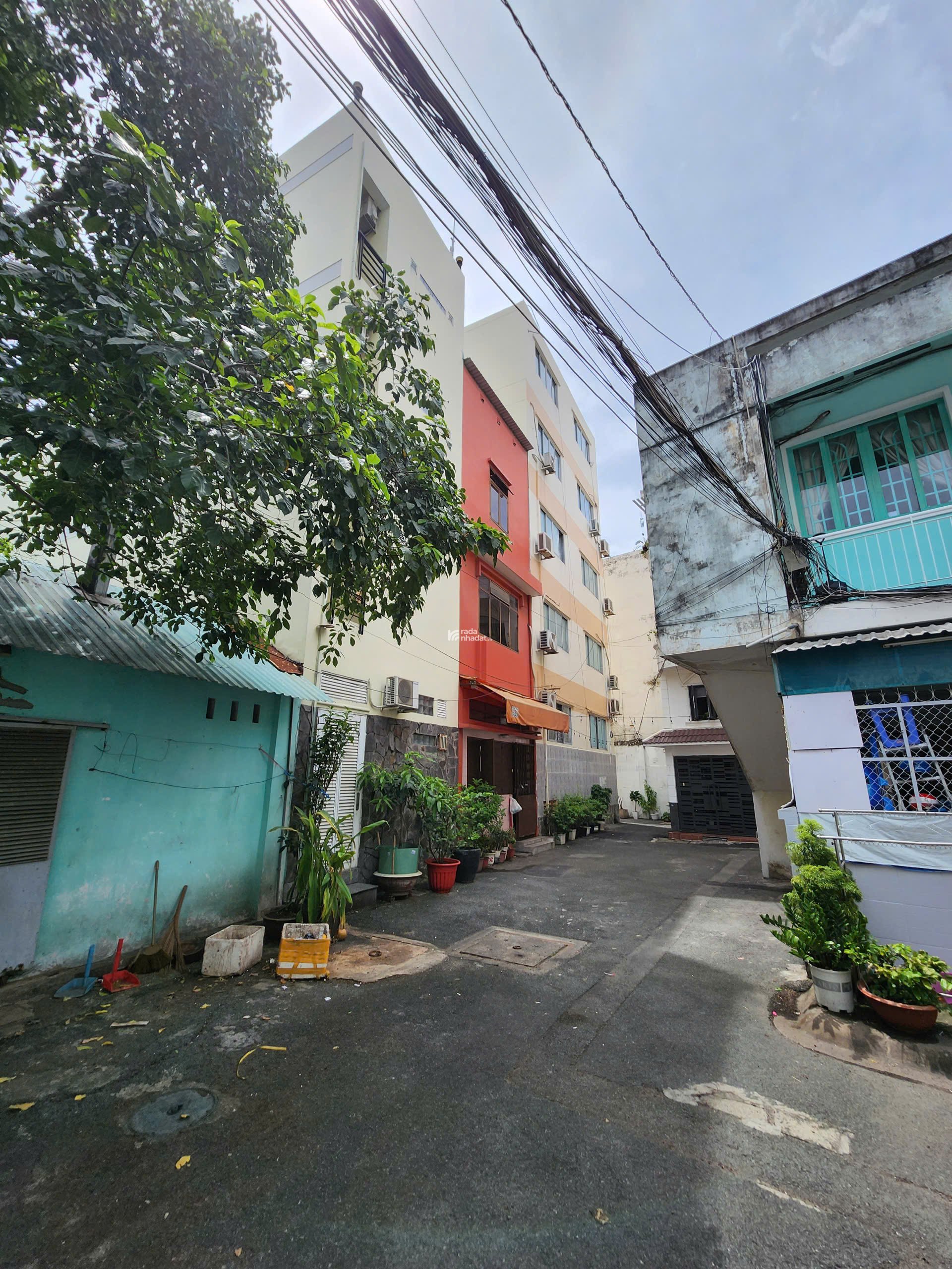 Bán nhà riêng 2 mặt hẻm xe hơi khu biệt thự số 3 Thích Quảng Đức, Phường 3, Phú Nhuận, 24 tỷ, 85m2.