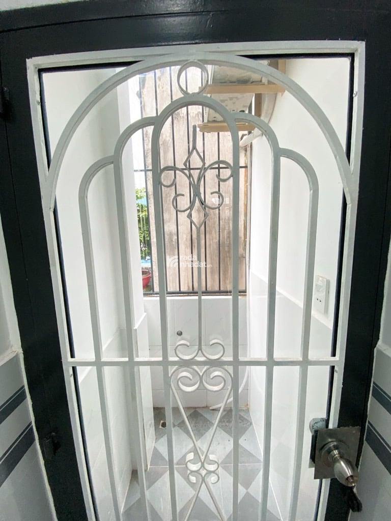 BÁN NHÀ HẺM 1225 PHẠM THẾ HIỂN, P.5, QUẬN 8, 35M2