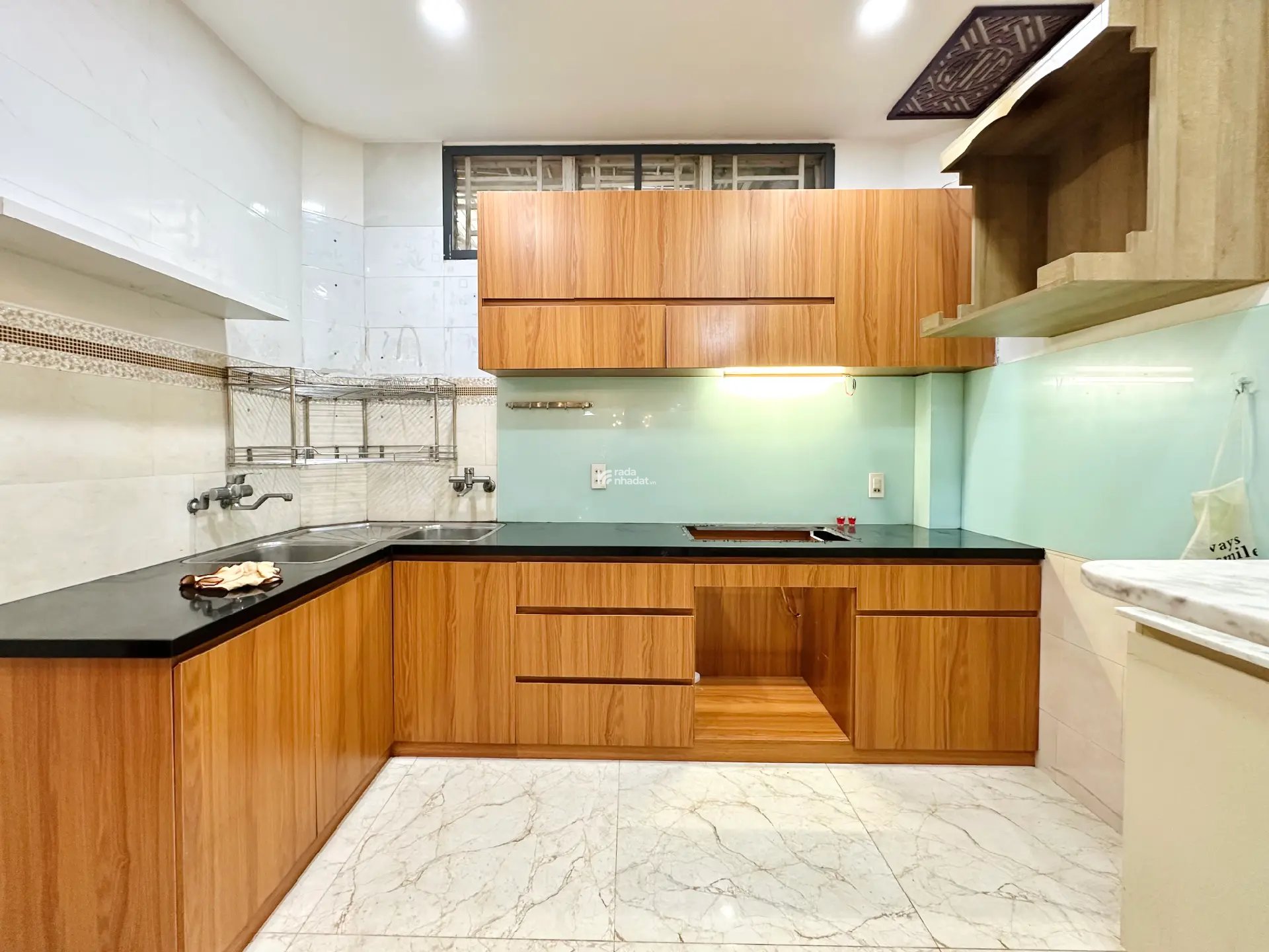 VỊ TRÍ SIÊU ĐẸP - HẺM OTO KINH DOANH ĐINH BỘ LĨNH - NHÀ 4 TẦNG 4PN - 7.8 TỶ
