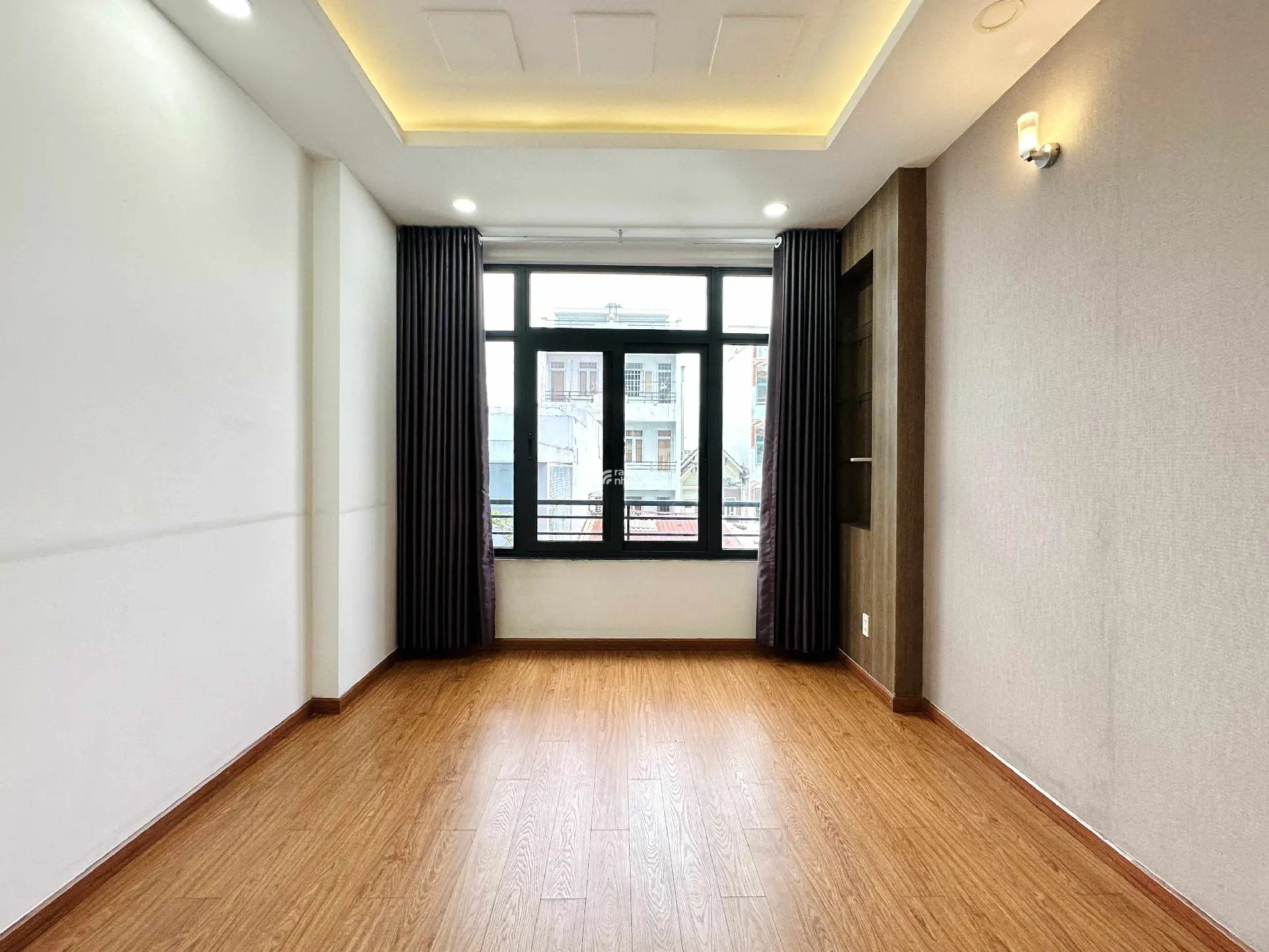 VỊ TRÍ SIÊU ĐẸP - HẺM OTO KINH DOANH ĐINH BỘ LĨNH - NHÀ 4 TẦNG 4PN - 7.8 TỶ