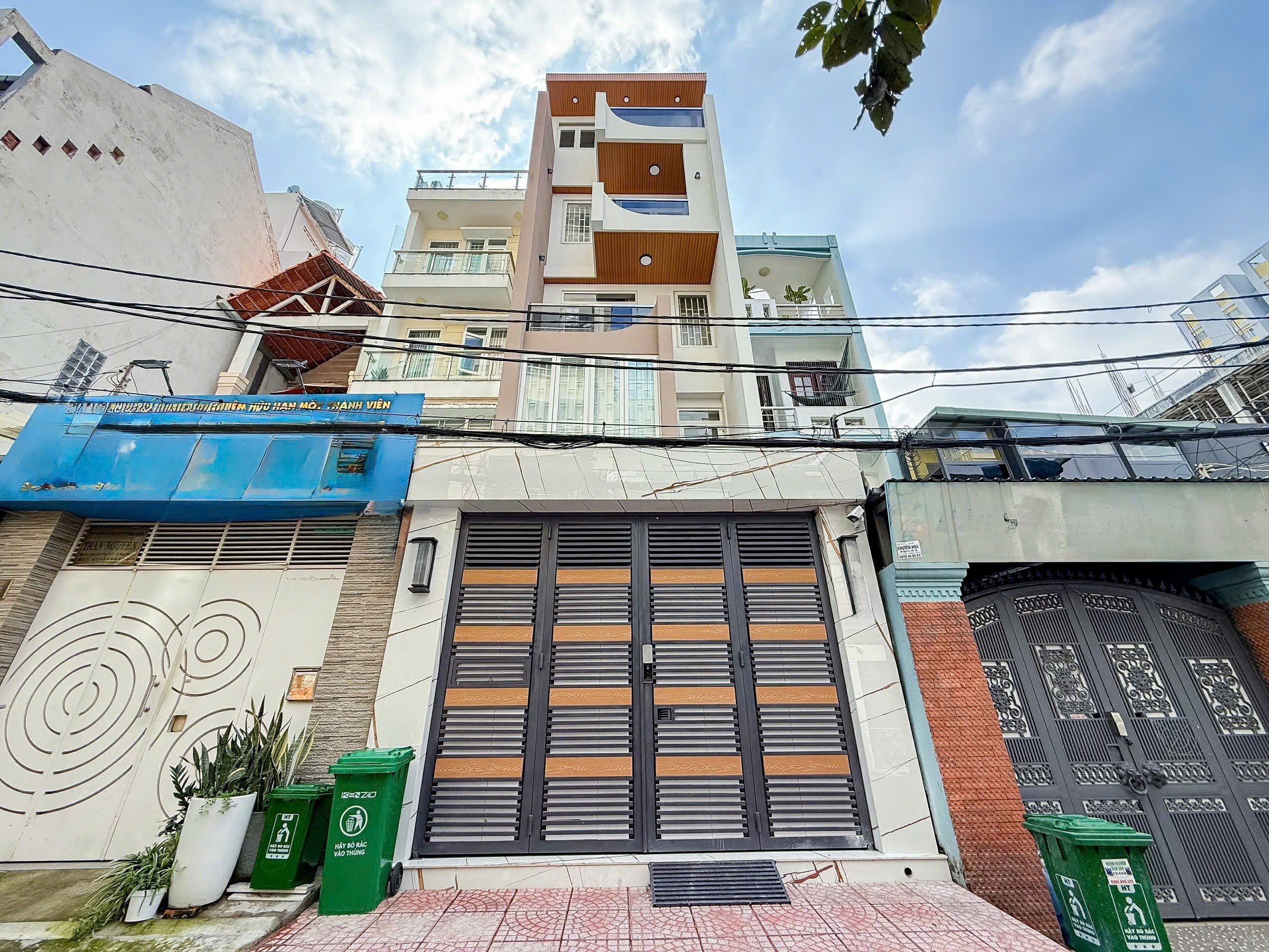 SIÊU PHẨM CHDV ĐIỆN BIÊN PHỦ - 120M2 (4.6 26) - 6 TẦNG 12 PHÒNG - DOANH THU 1.6 TỶ/NĂM