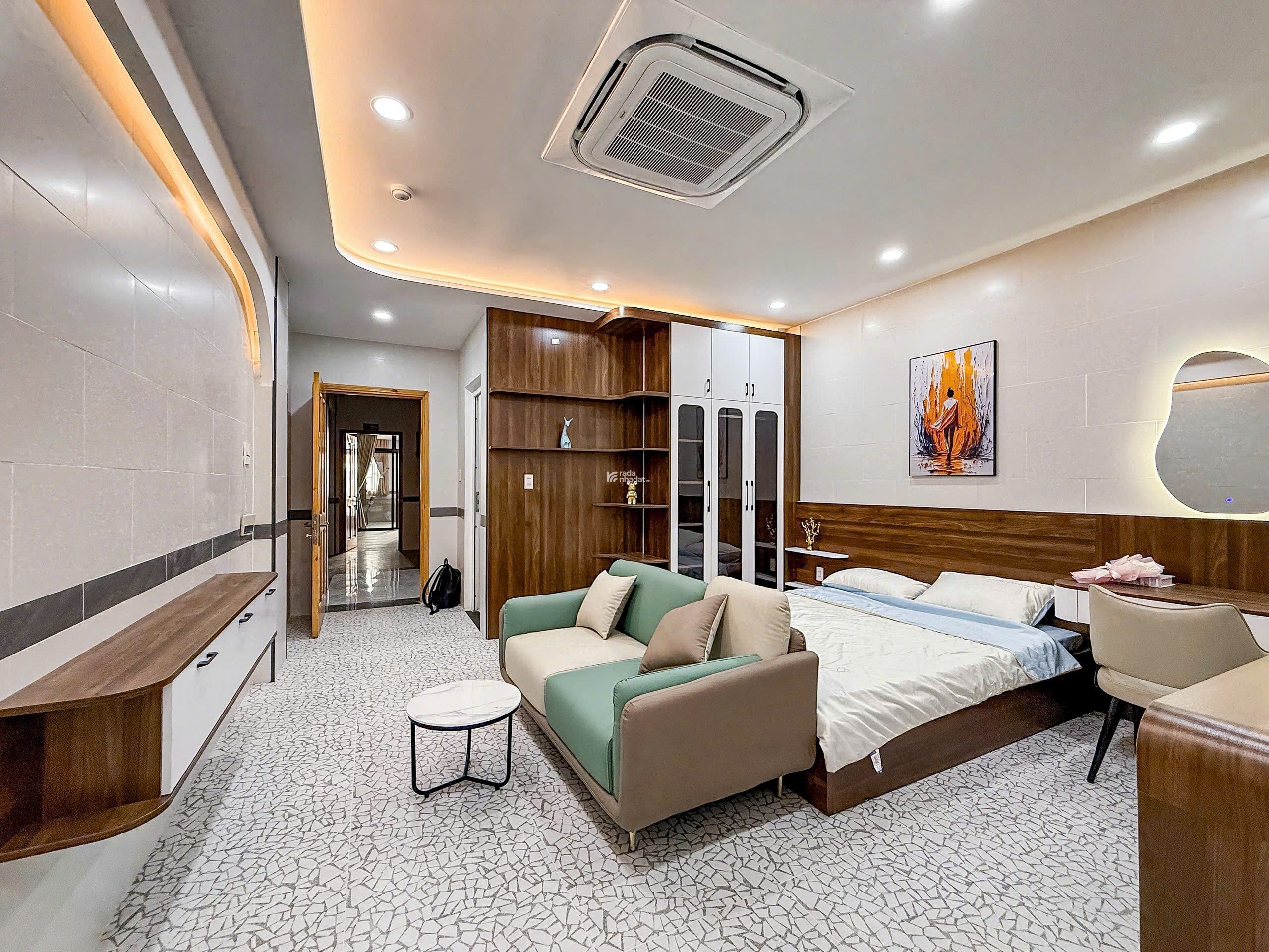 SIÊU PHẨM CHDV ĐIỆN BIÊN PHỦ - 120M2 (4.6 26) - 6 TẦNG 12 PHÒNG - DOANH THU 1.6 TỶ/NĂM