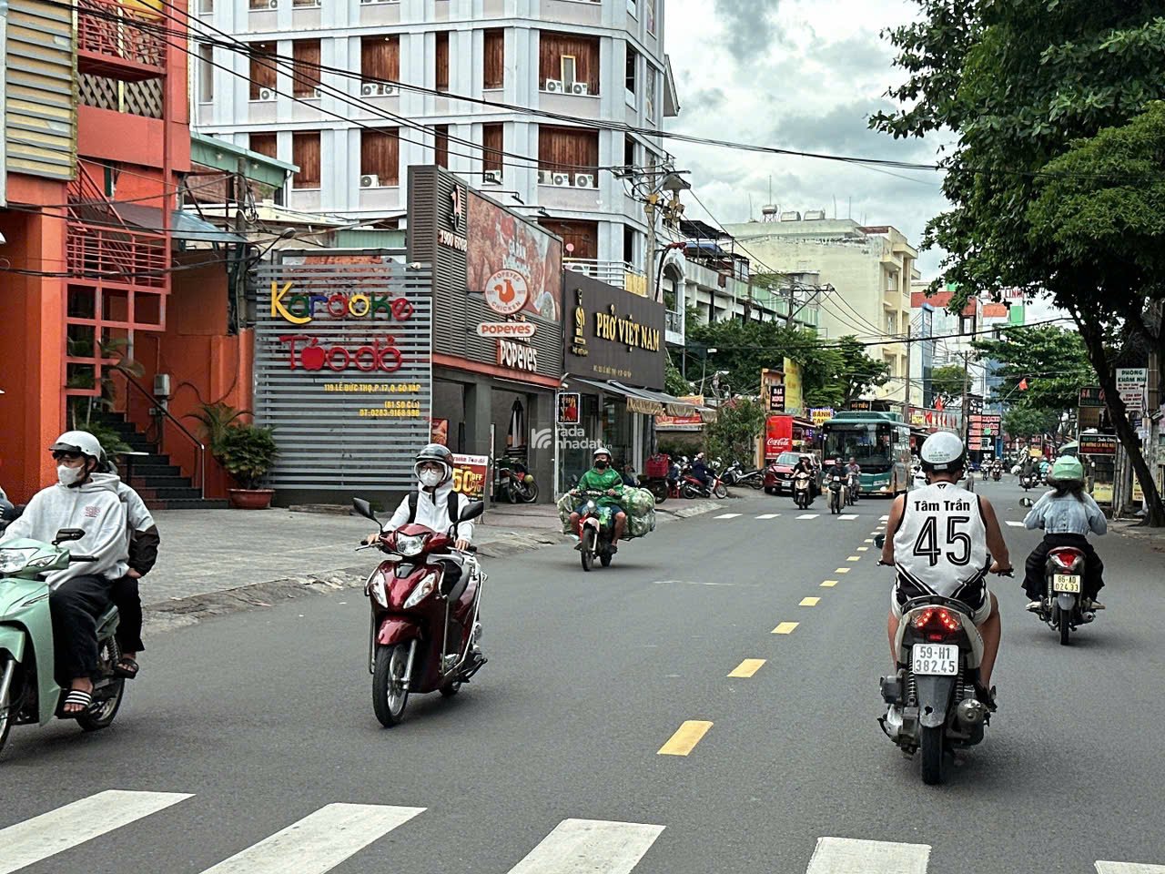 Bán nhà hẻm thông Lê Thị Hồng ngang 4.5m 86m2 3 lầu vừa ở vừa KD ngay chợ CC chỉ 14 tỷ.