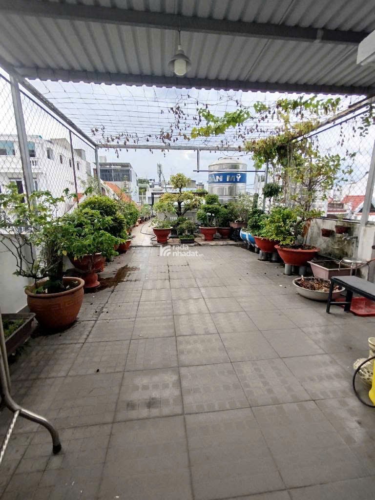 Bán nhà hẻm thông Lê Thị Hồng ngang 4.5m 86m2 3 lầu vừa ở vừa KD ngay chợ CC chỉ 14 tỷ.