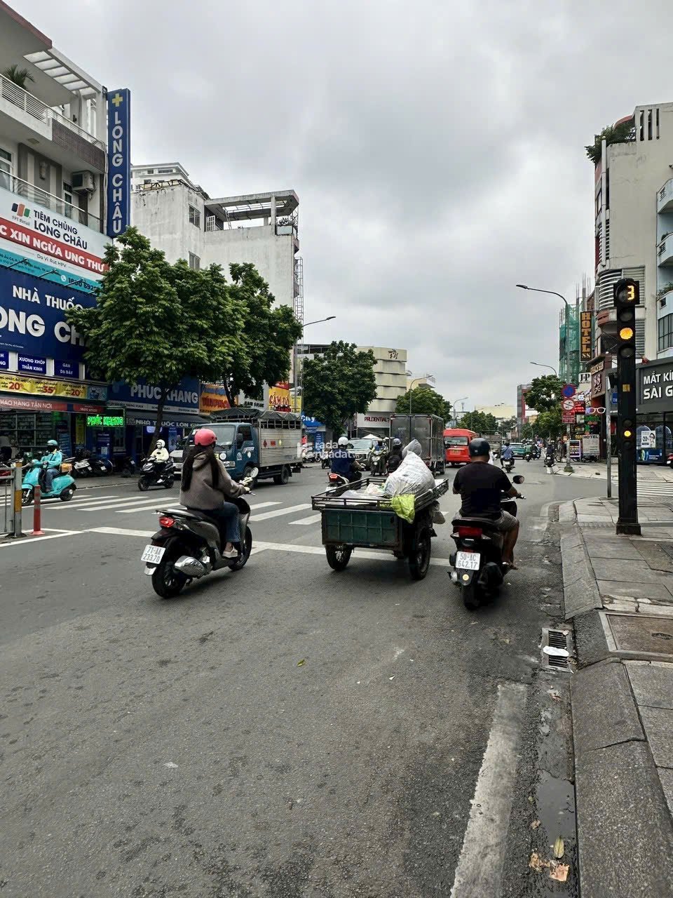 CHỈ 22,5 tỷ. NHÀ 5 TẦNG ( NỞ HẬU )MT KINH DOANH LŨY BÁN BÍCH, Q.TÂN PHÚ !