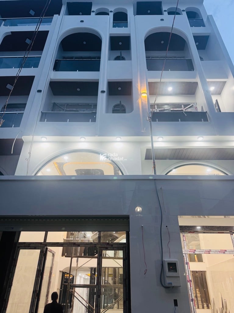 TÂN HOÀ ĐÔNG - GIÁP QUẬN 6, TÂN PHÚ - NHÀ ĐẸP 5 TẦNG - CÓ THANG MÁY