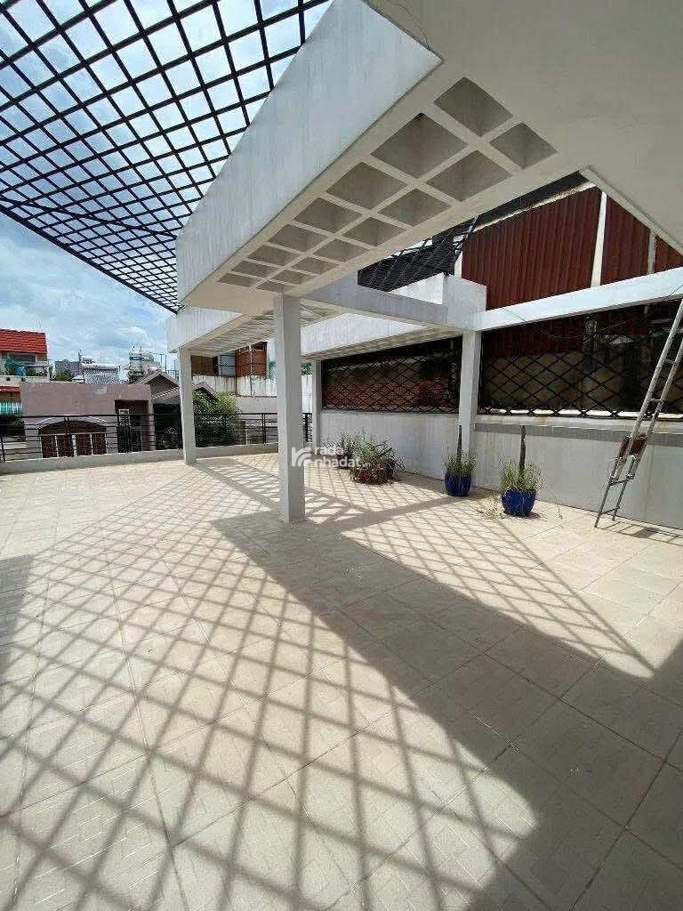 BÁN NHÀ 4 TẦNG, 4 x 16, XE HƠI NGỦ TRONG NHÀ, LẠC LONG QUÂN, QUẬN 11, CHỈ 13 TỶ