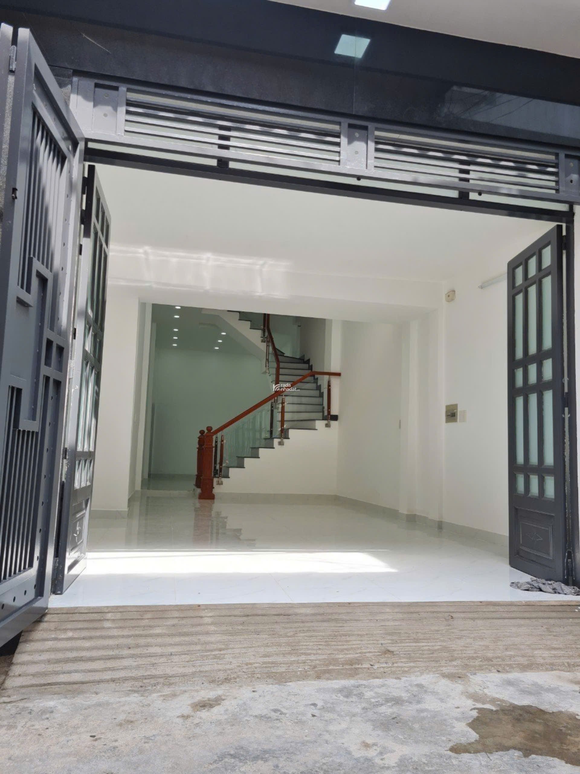 Bán nhà HXH đường Hòa Hảo Quận 10 dt( 4,6 x 13m) giá 11,5 tỷ