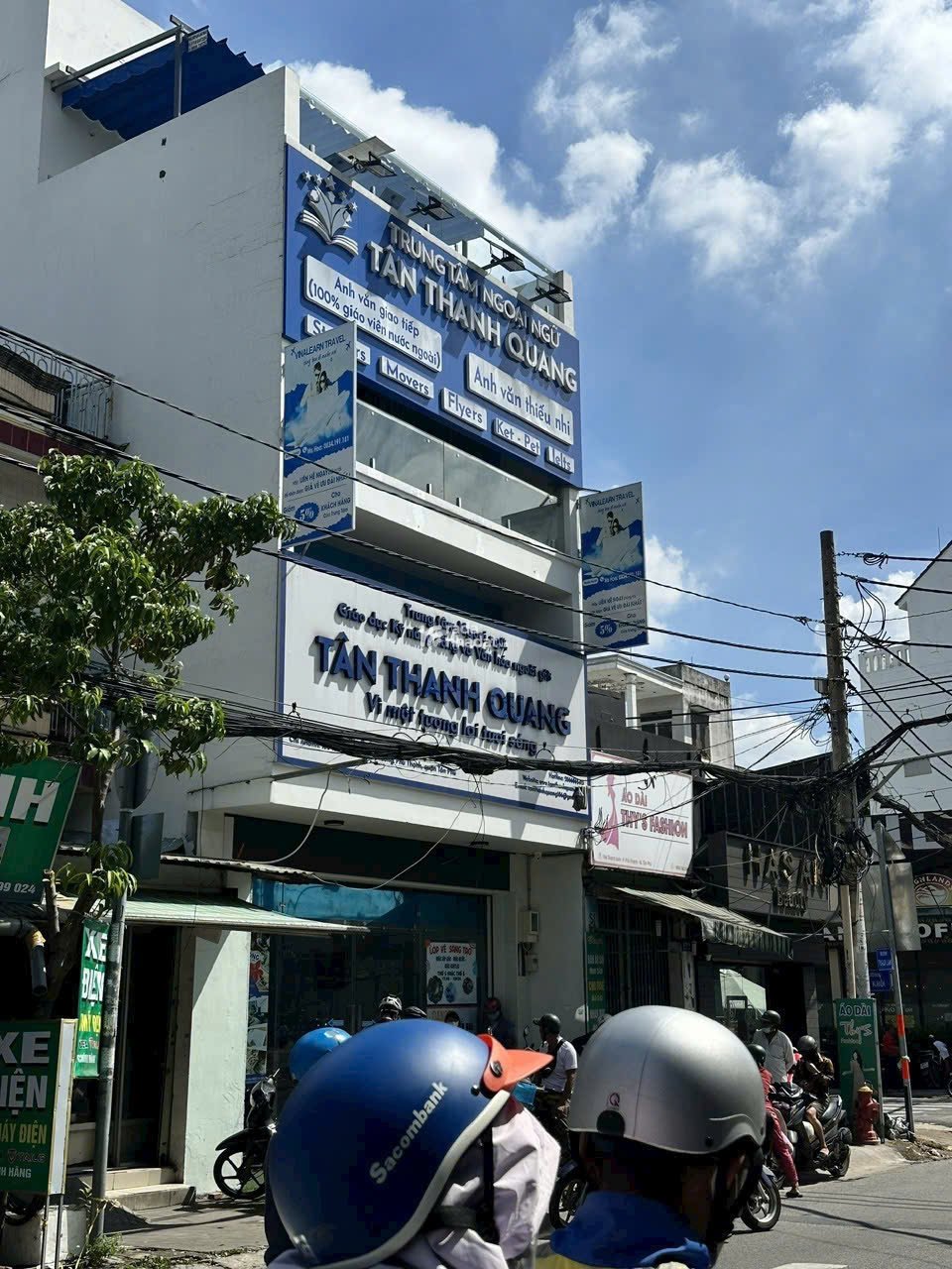 Vị Trí Đắt Địa - Nhà 4 Tầng Mt Thạch Lam Q.tân Phú .chỉ 26,5 Tỷ Còn Thương Lượng