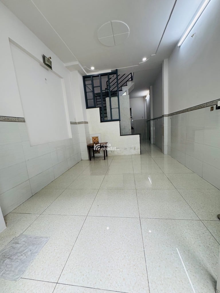 SÁT HẺM XE HƠI NGUYỄN BẶC, TÂN BÌNH, 26M2 CÓ KC Ở NGAY. GIẢM 350TR CHỈ 4T TL 