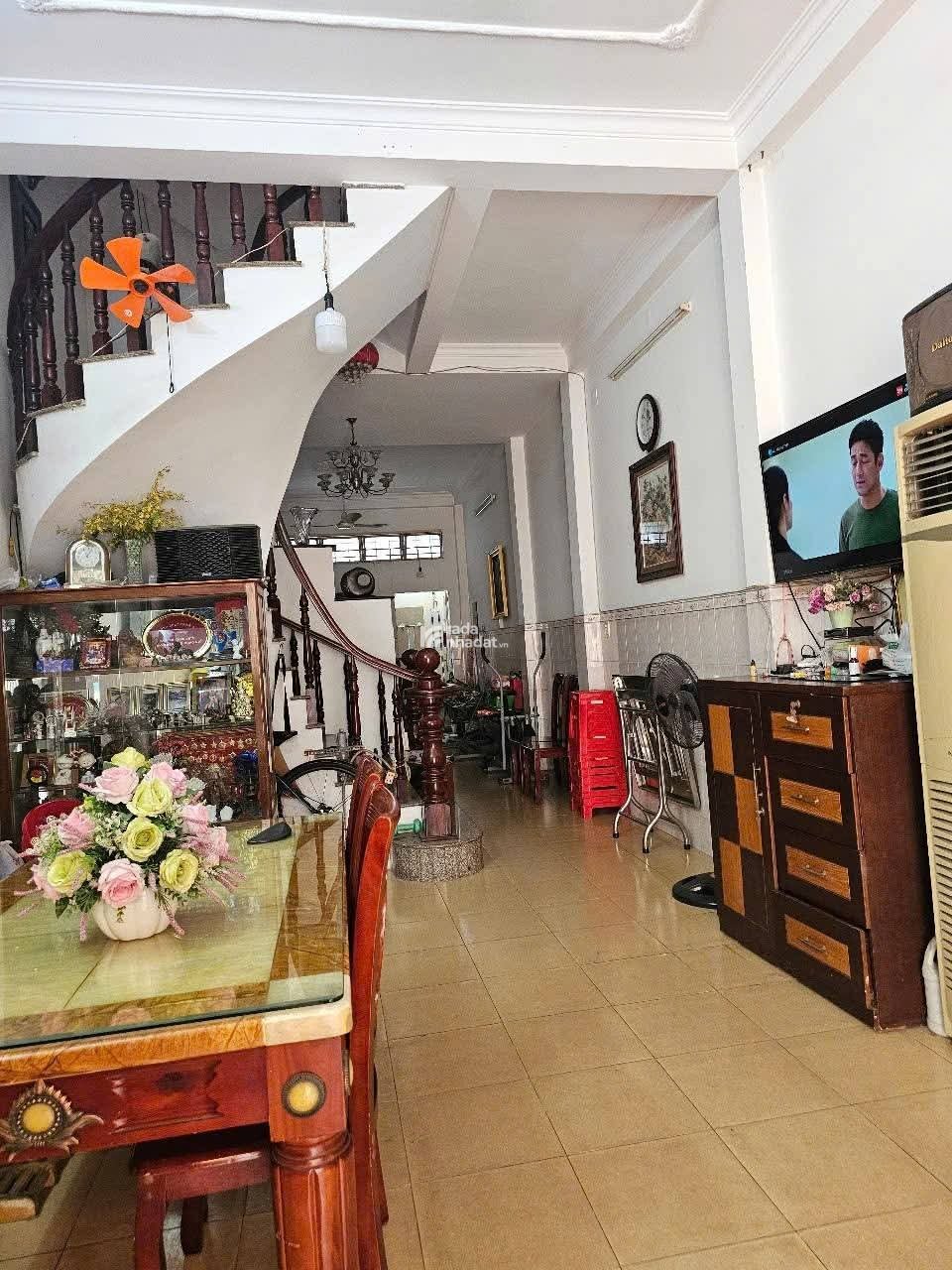 KHU VỰC HIẾM NHÀ BÁN - NGUYỄN CHẾ NGHĨA - 5 TẦNG - 64M2 - HẺM TRƯỚC NHÀ 3 M RƯỠI 