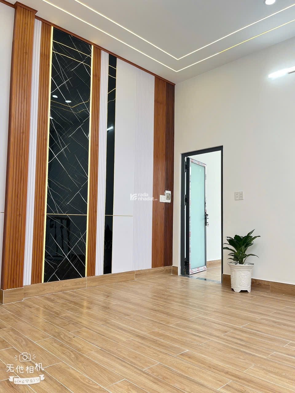 Chủ cần bán căng nhà mới 100% ở bến lức long luôn ạ 