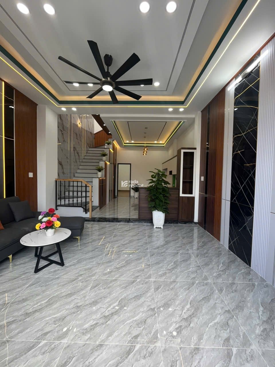 Chủ cần bán căng nhà mới 100% ở bến lức long luôn ạ 