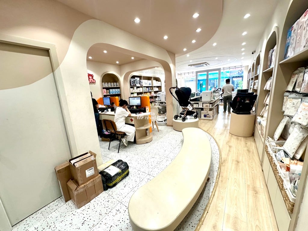 MẶT TIỀN KINH DOANH QUẬN 3 - NGANG 6M CỰC ĐẸP - VỈA HÈ 5M - HĐT 70TR/THÁNG - GIÁ 60TỶ_122M2