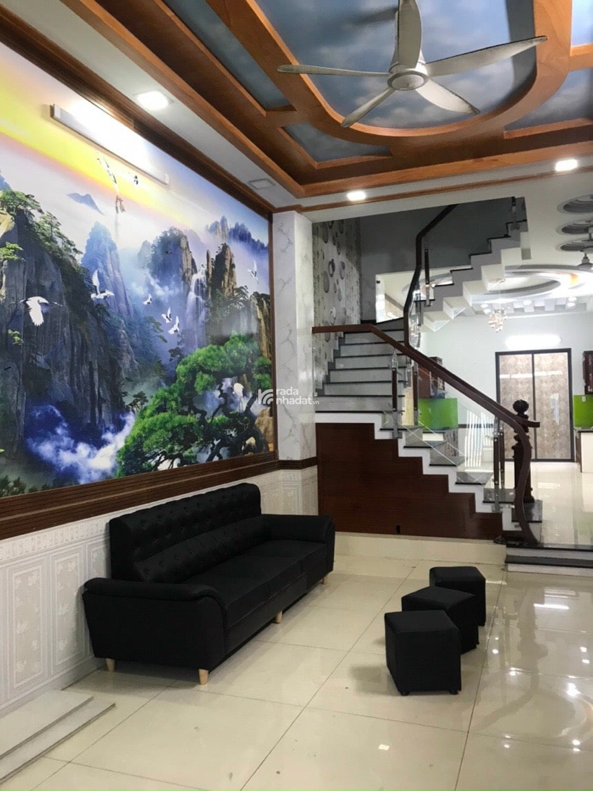 Bán nhà 4 tầng HXH đường Quang Trung, P8, Gò Vấp Dt 4x18m- Giá 7 tỷ 3 
