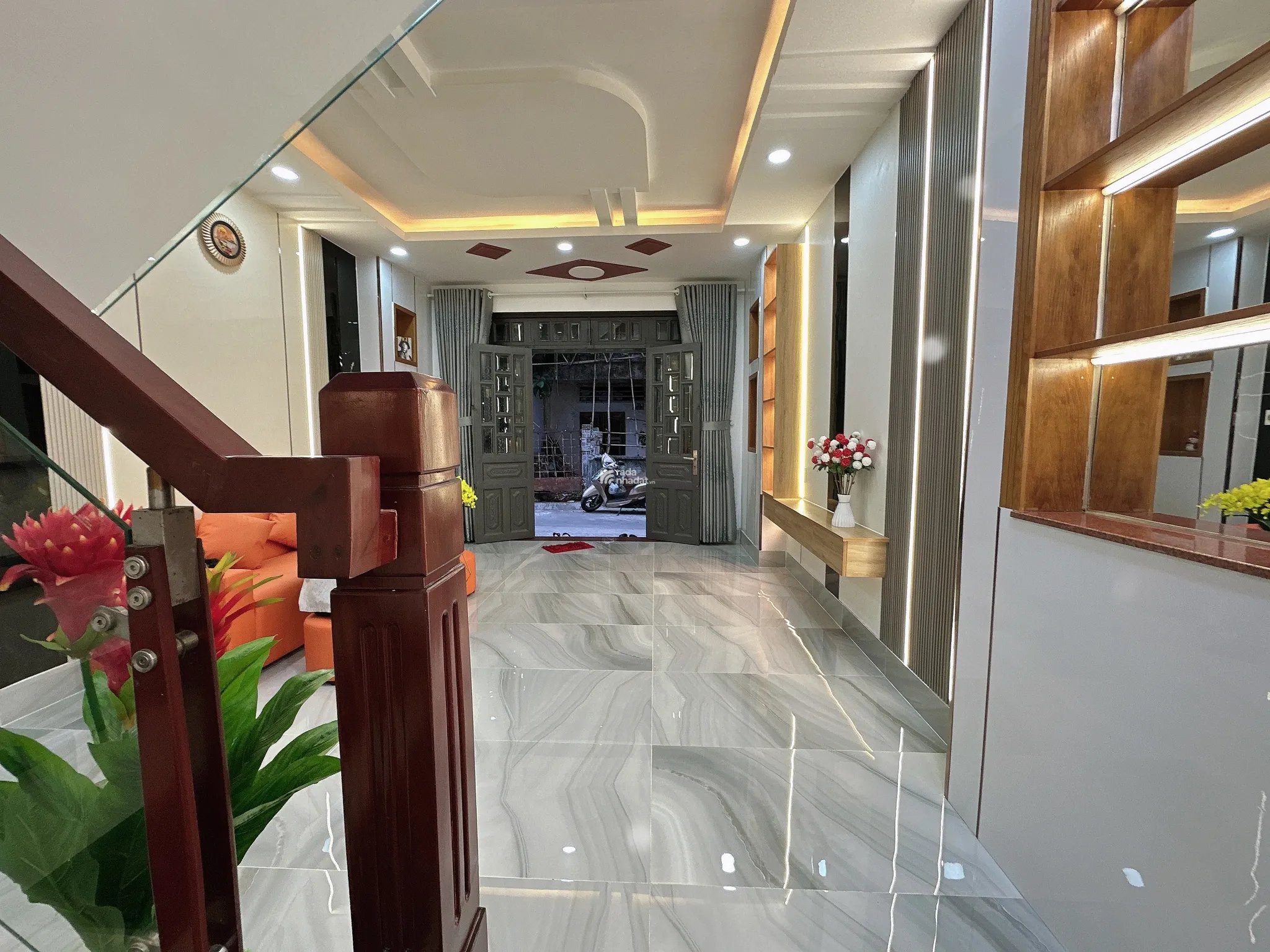 NHÀ XINH NGAY TRUNG TÂM VĂN HOÁ GÒ VẤP,HẺM XE HƠI ĐỖ CỬ , DIỆN TÍCH THỰC TẾ 44M2 - GIÁ 5.45 TỶ