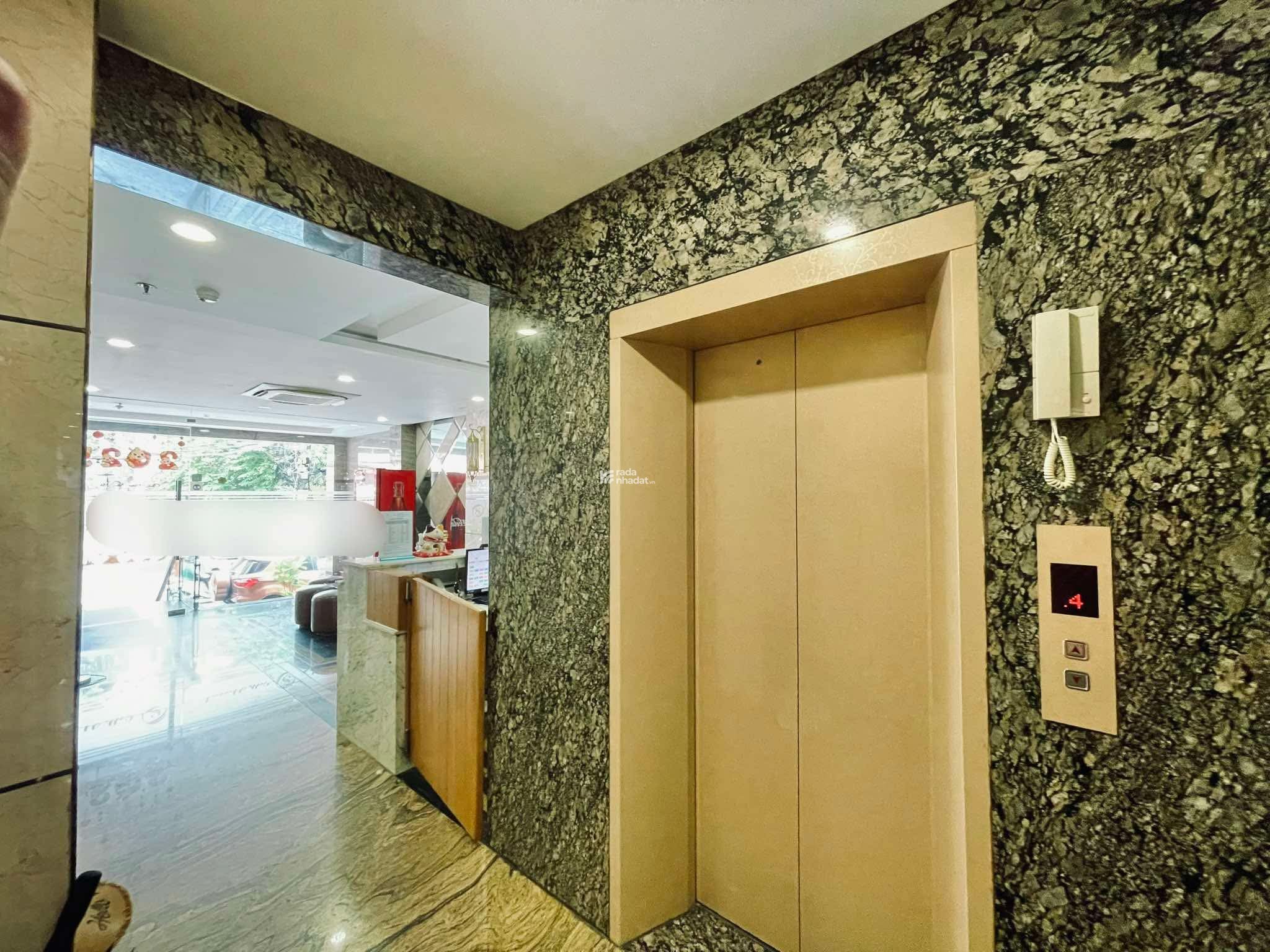 Bán Khách Sạn đường Bạch Đằng- Quận Tân Bình