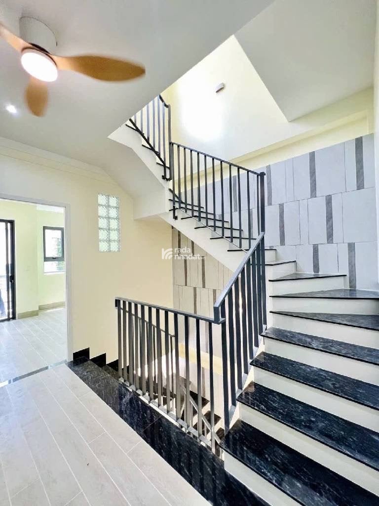 SIÊU PHẨM - 55M2 - NGANG 4 DÀI 14 - 3TẦNG - HẺM XE HƠI- NHÀ MỚI VÀO Ở NGAY - THÍCH HỢP MUA Ở HAY CH