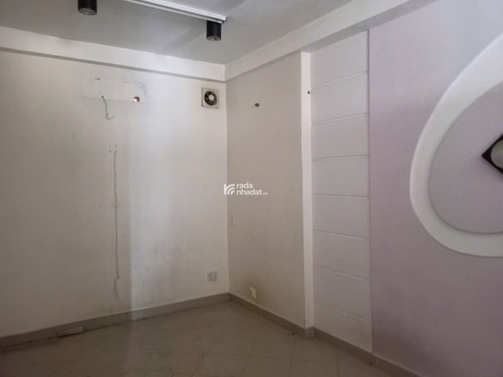 KHU CHỢ TÂN BÌNH, MTKD TÂN XUÂN, TÂN BÌNH, 68M2 CÓ KC Ở NGAY. GIẢM 550TR CHỈ 25.5T 