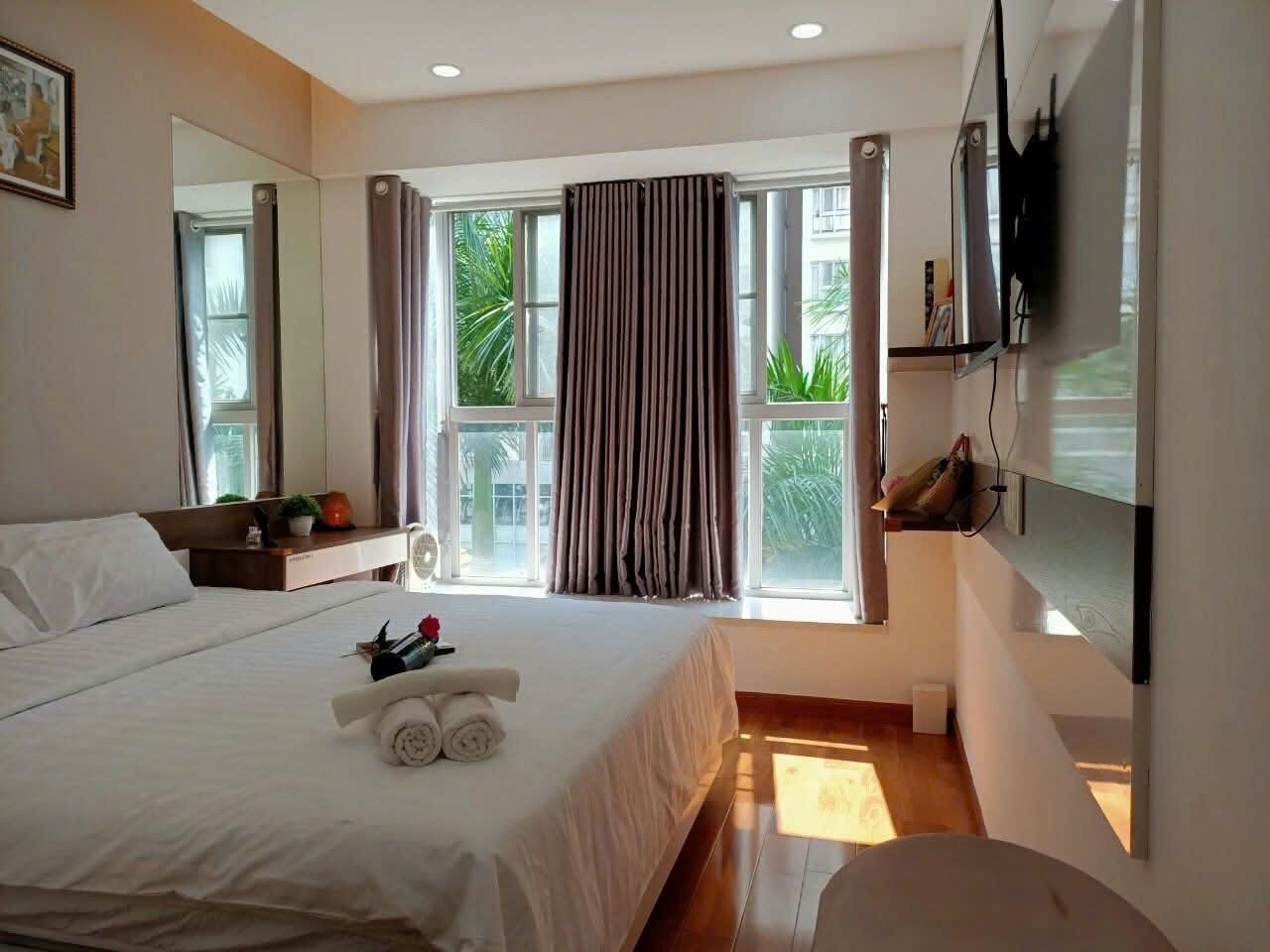 Bán nhanh căn hộ Scenic valley 1, Phú Mỹ Hưng, Q7, 110m2, 3PN nhà đẹp, giá chỉ 9,6 tỷ