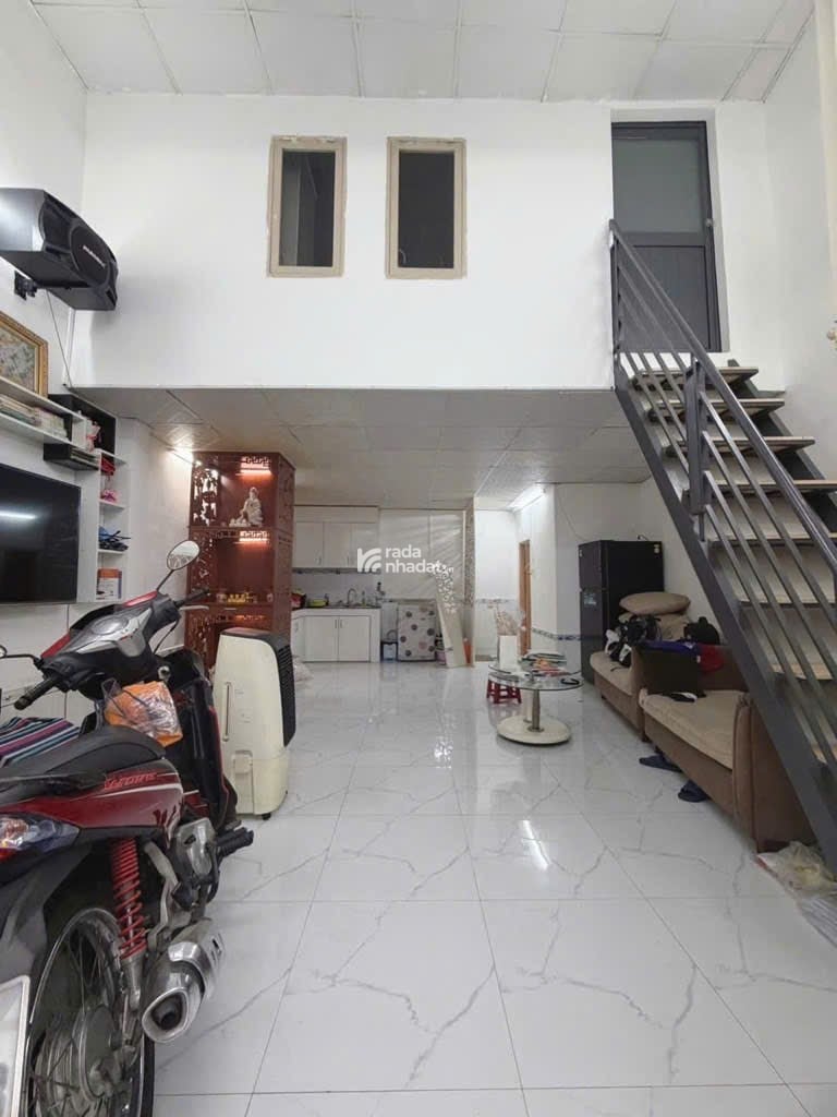 Nhà Gần AEON Mall, 3PN - DT 50M2 Giá 4,5 Tỷ Hẻm Oto Bình Trị Đông