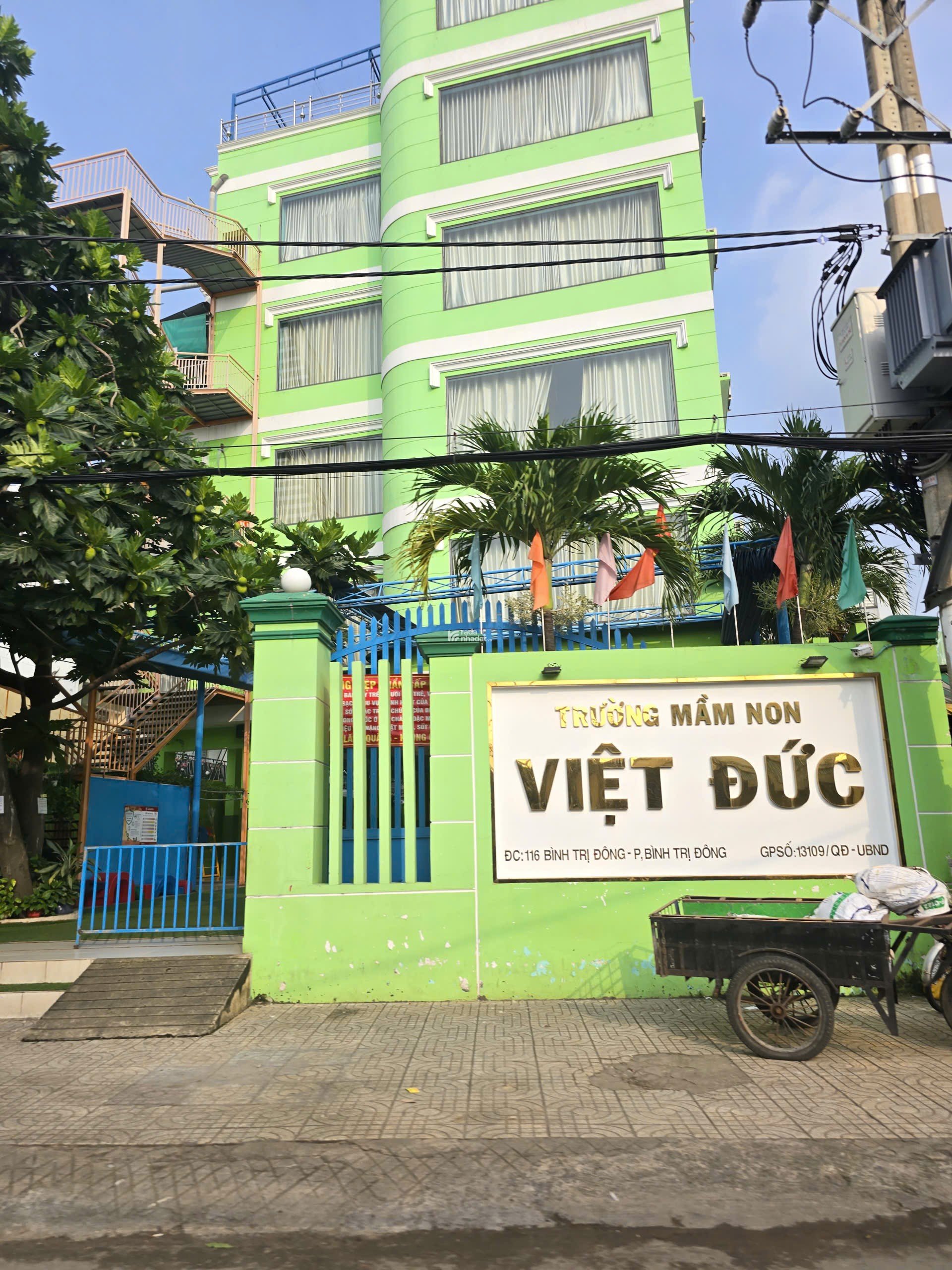 Nhà Gần AEON Mall, 3PN - DT 50M2 Giá 4,5 Tỷ Hẻm Oto Bình Trị Đông