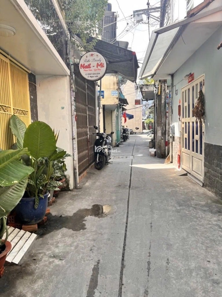 NGAY CHỢ VẢI, HẺM XE HƠI PHÚ THỌ HÒA, TÂN PHÚ, 37.8M2 HIẾM CÓ. GIẢM 550TR CHỈ CÒN 4T