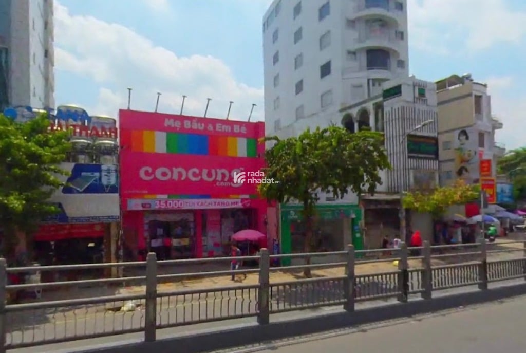 MẶT TIỀN CỘNG HOÀ- TIỆN XÂY CAO ỐC- P.13 -Q. TÂN BÌNH-DT: 7.3*23.3M- 45 TỶ